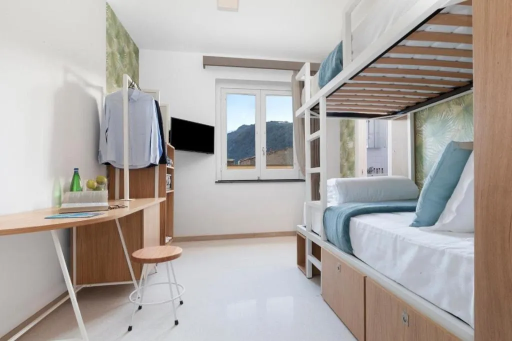 TWIN BUNK BED Room, Unconventional Sorrento Coast, Naples