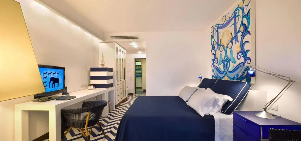 Room, Capo La Gala Hotel & Wellness, Naples