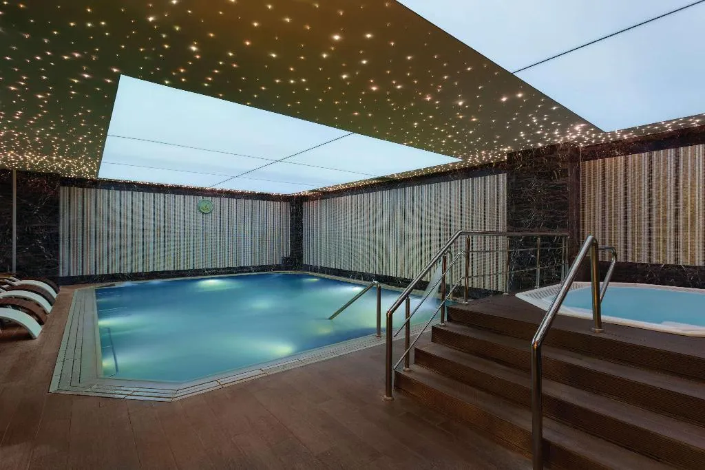 Pool, Wyndham Grand Izmir Ozdilek Thermal & Spa, Izmir