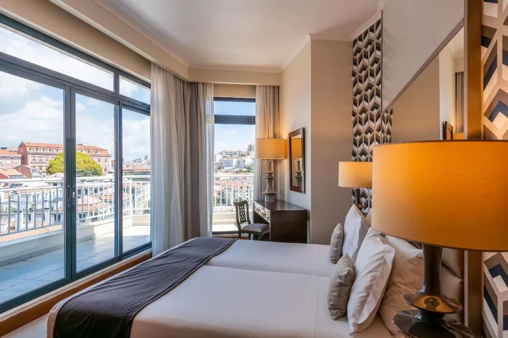SUITE WITH DOUBLE BED Room, Mundial, Lisbon