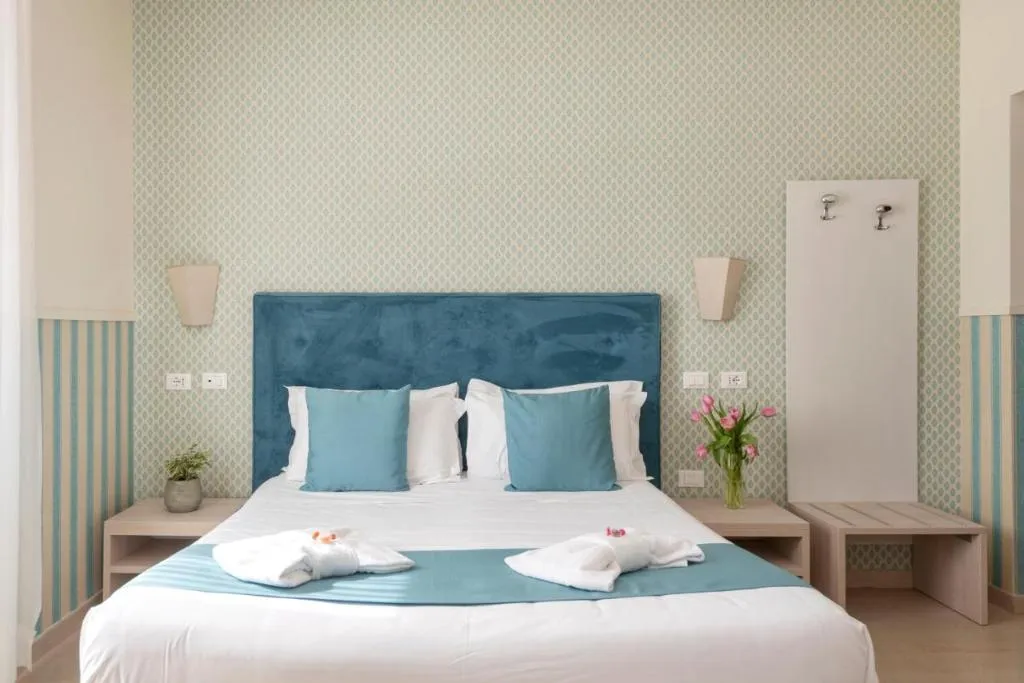 DOUBLE SUPERIOR Room, Parker, Rome