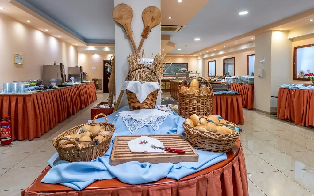 Restaurant, Poseidonia, Rhodes