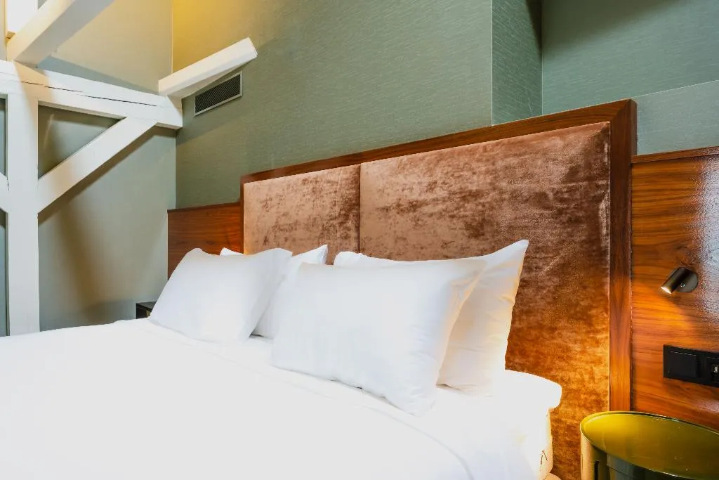 Room, Hotel MAI Amsterdam, Amsterdam
