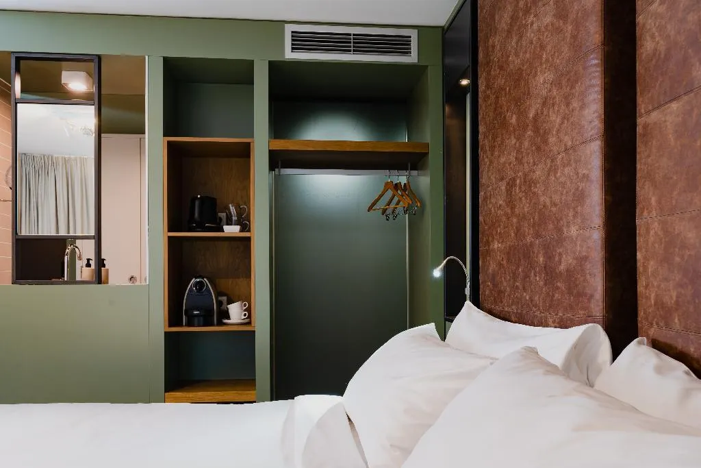 DOUBLE STANDARD Room, Hotel De Hallen, Amsterdam
