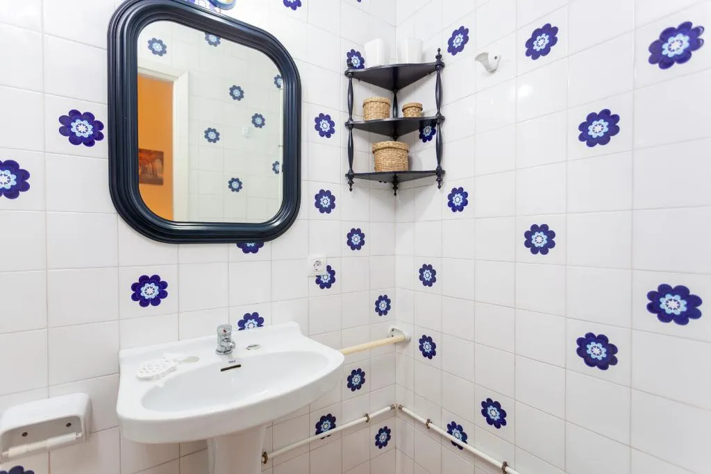 APARTMENT TWO BEDROOMS Room, Yourhouse Monges, Majorca