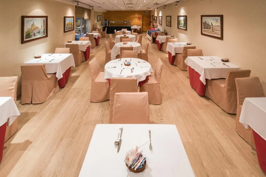 Restaurant, Infanta Mercedes, Madrid