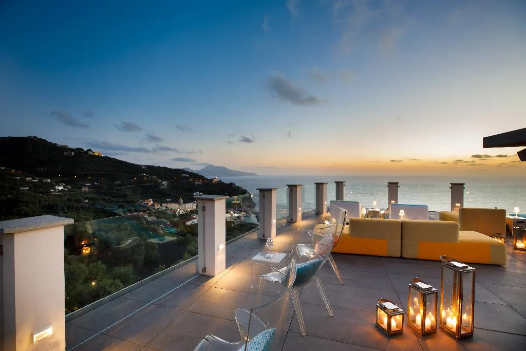 Bar, Villa Fiorella Art Hotel, Naples