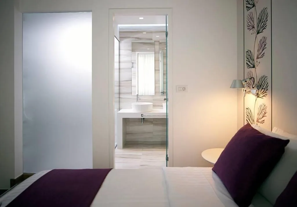 Room, Amazon Hotel, Athens