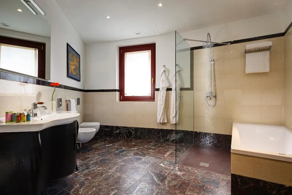 Double or Twin DELUXE Room, Castello Dal Pozzo, Milan
