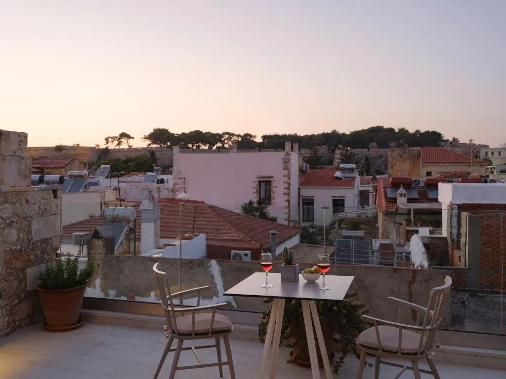 Terrace, Casa Dei Delfini, Crete