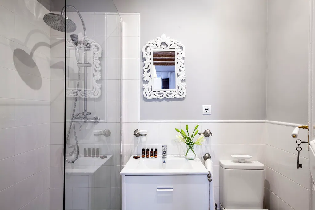 APARTMENT WITH TERRACE Room, Charming Flats by Aspasios, Barcelona