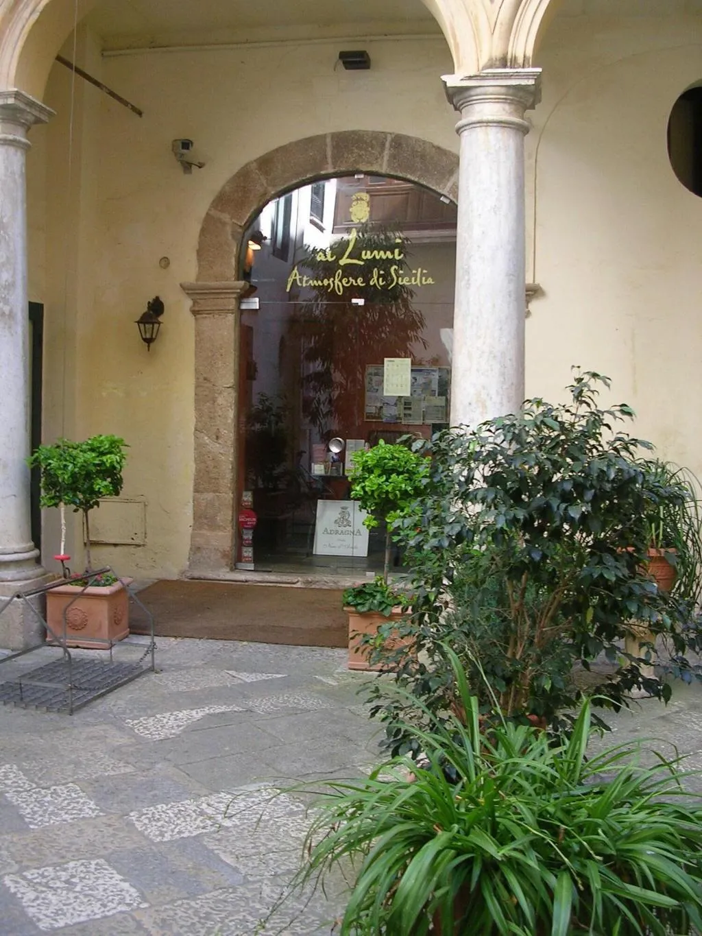 General view, B&B Ai Lumi, Palermo