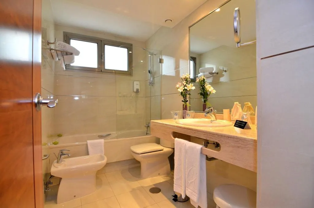 DOUBLE STANDARD Room, Clement Barajas, Madrid