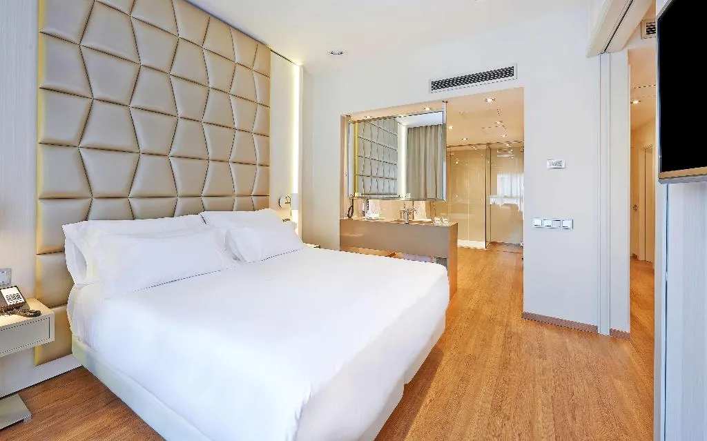 Room, NH Collection Barcelona Podium, Barcelona