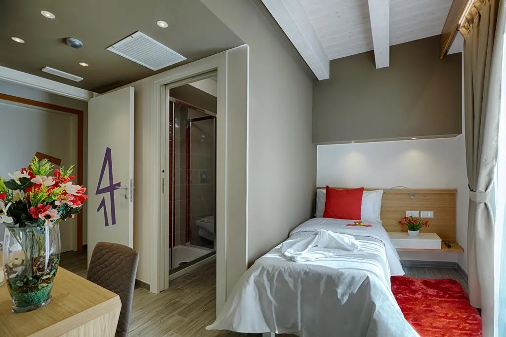 TRIPLE STANDARD Room, Hospitality Hotel, Palermo