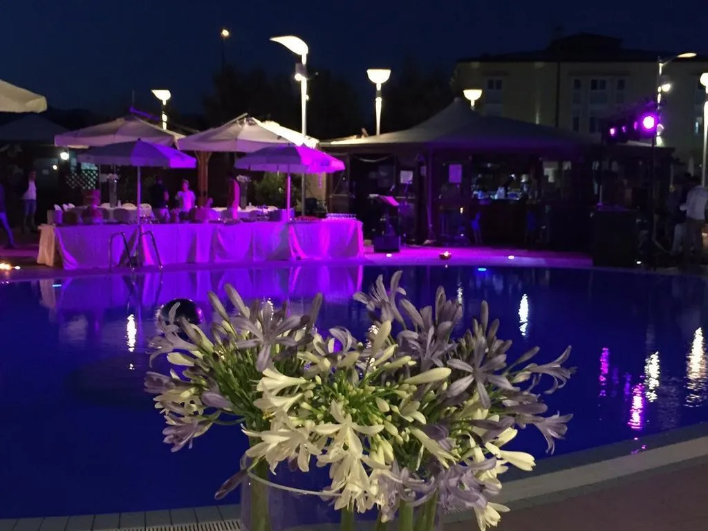 Pool, La Isla Resort, Naples