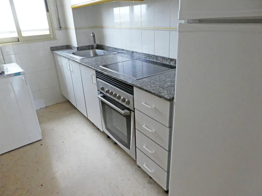 APARTMENT CAPACITY 4 ONE BEDROOM Room, Jardines de Gandia VI - VIII 3000, Valencia