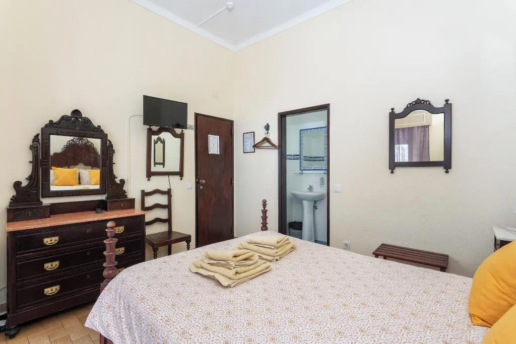 Room, Pension Bicuar, Algarve
