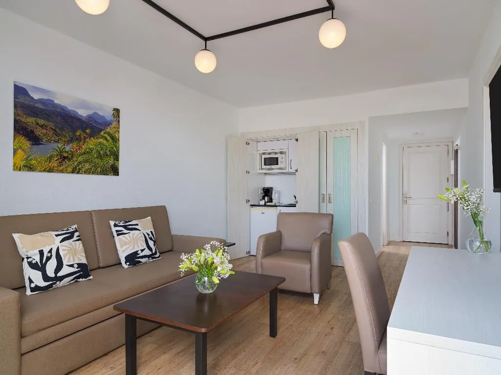 Room, H10 Suites Lanzarote Gardens, Lanzarote