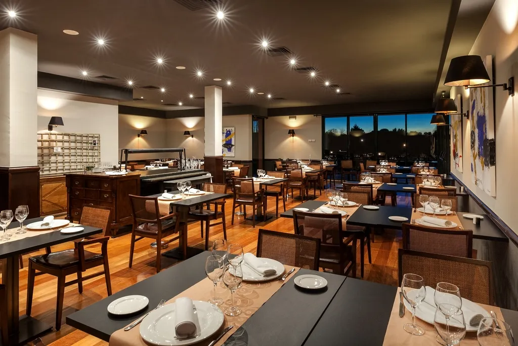 Restaurant, Torremirona Golf & Spa Resort, Costa Brava