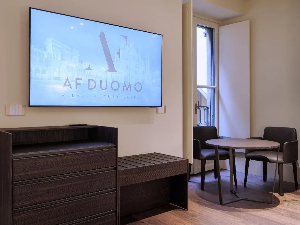 APARTMENT DELUXE ONE BED Room, AF Duomo Luxury Suites, Milan