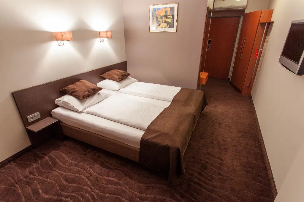 SINGLE STANDARD Room, Bellevue Park Hotel Riga, Riga