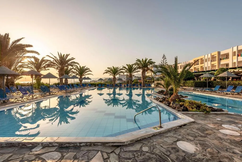 Pool, Mediterraneo Hotel, Crete