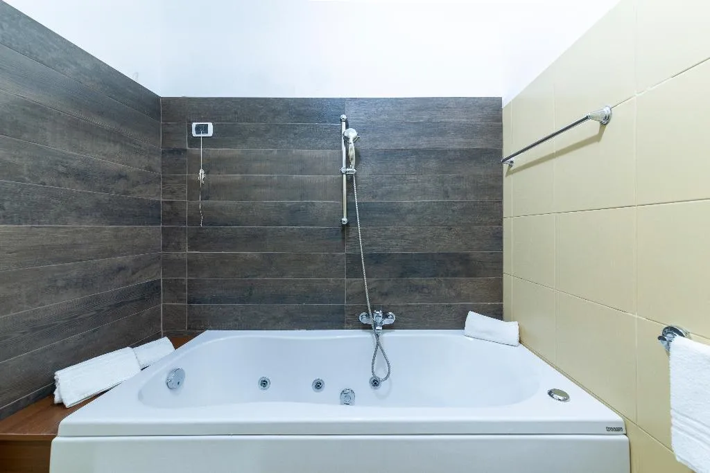 Double or Twin SUPERIOR Room, Sakura Hotel, Naples