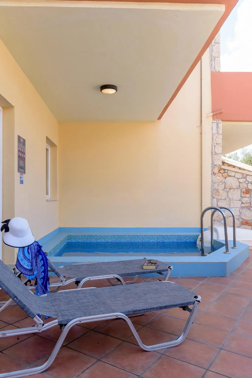 SUITE WITH PRIVATE POOL Room, Theo Hotel, Crete