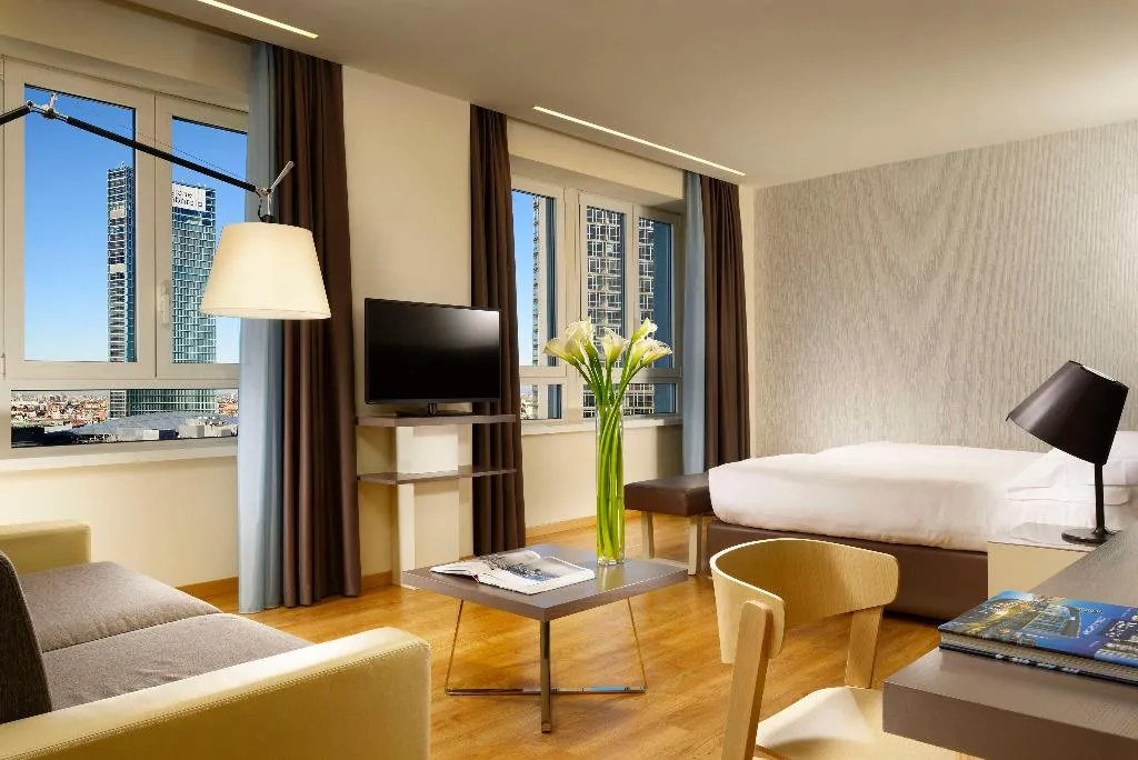 Room, UNA HOTELS Century Milano, Milan