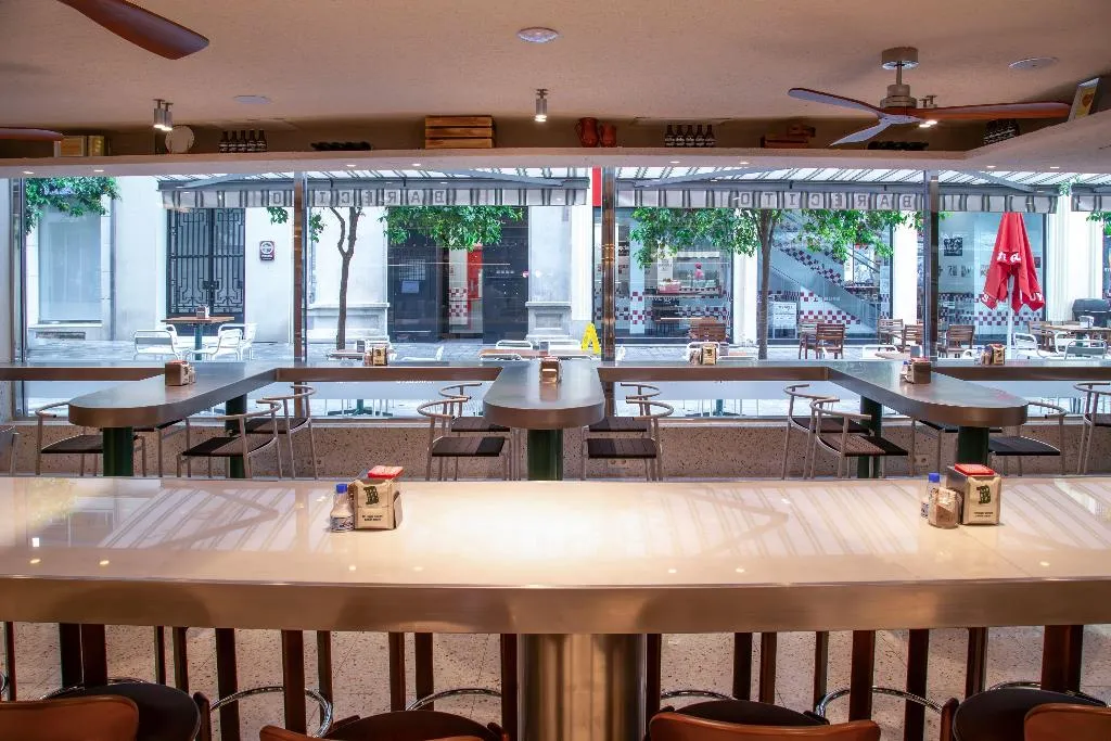 Restaurant, Melia Plaza, Valencia
