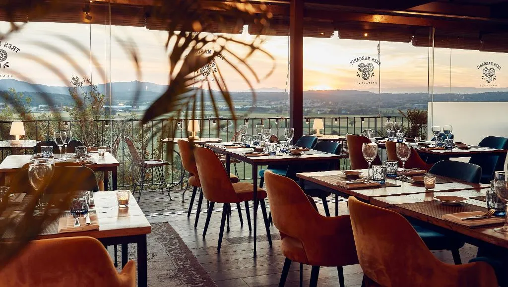 Bar, Hotel Castell D'Emporda, Barcelona