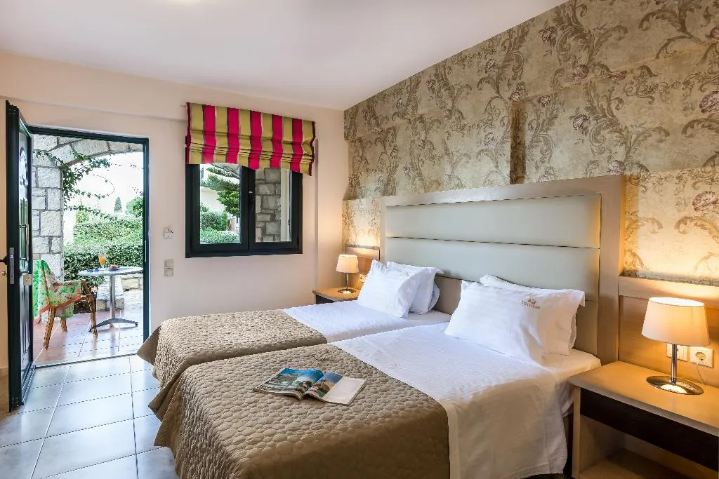 SUITE DELUXE Room, Pilot's Villas Luxury Suites, Crete