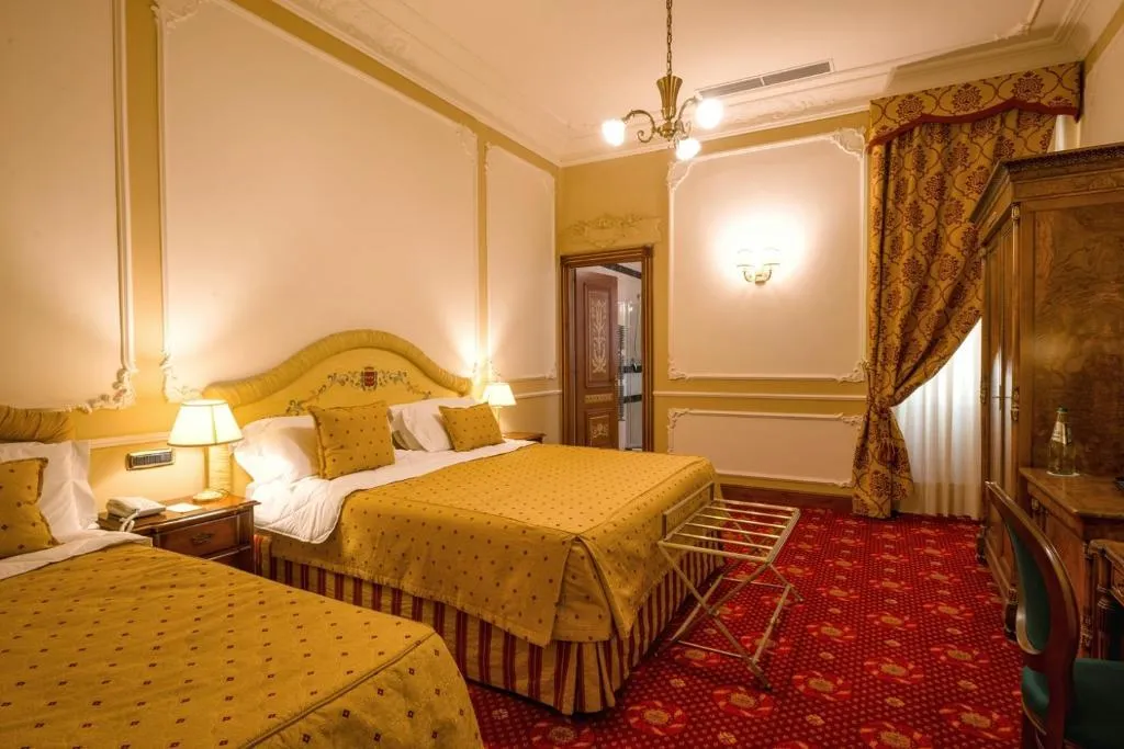 TRIPLE CLASSIC Room, Grand Hotel Wagner, Palermo