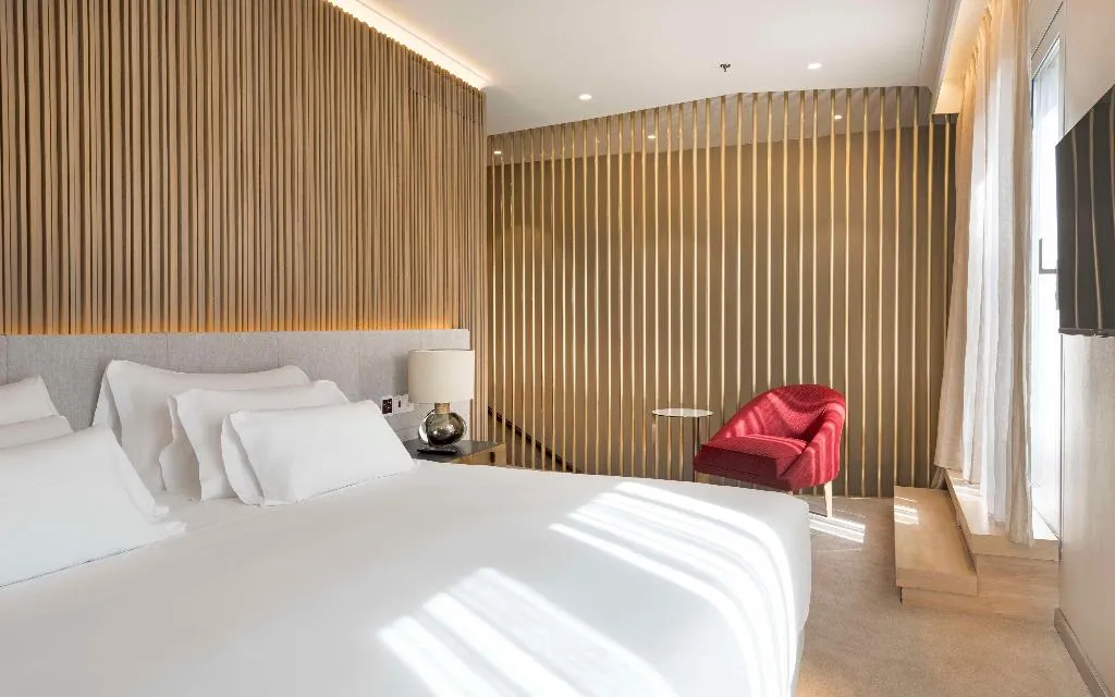 Room, NH Collection Madrid Eurobuilding, Madrid