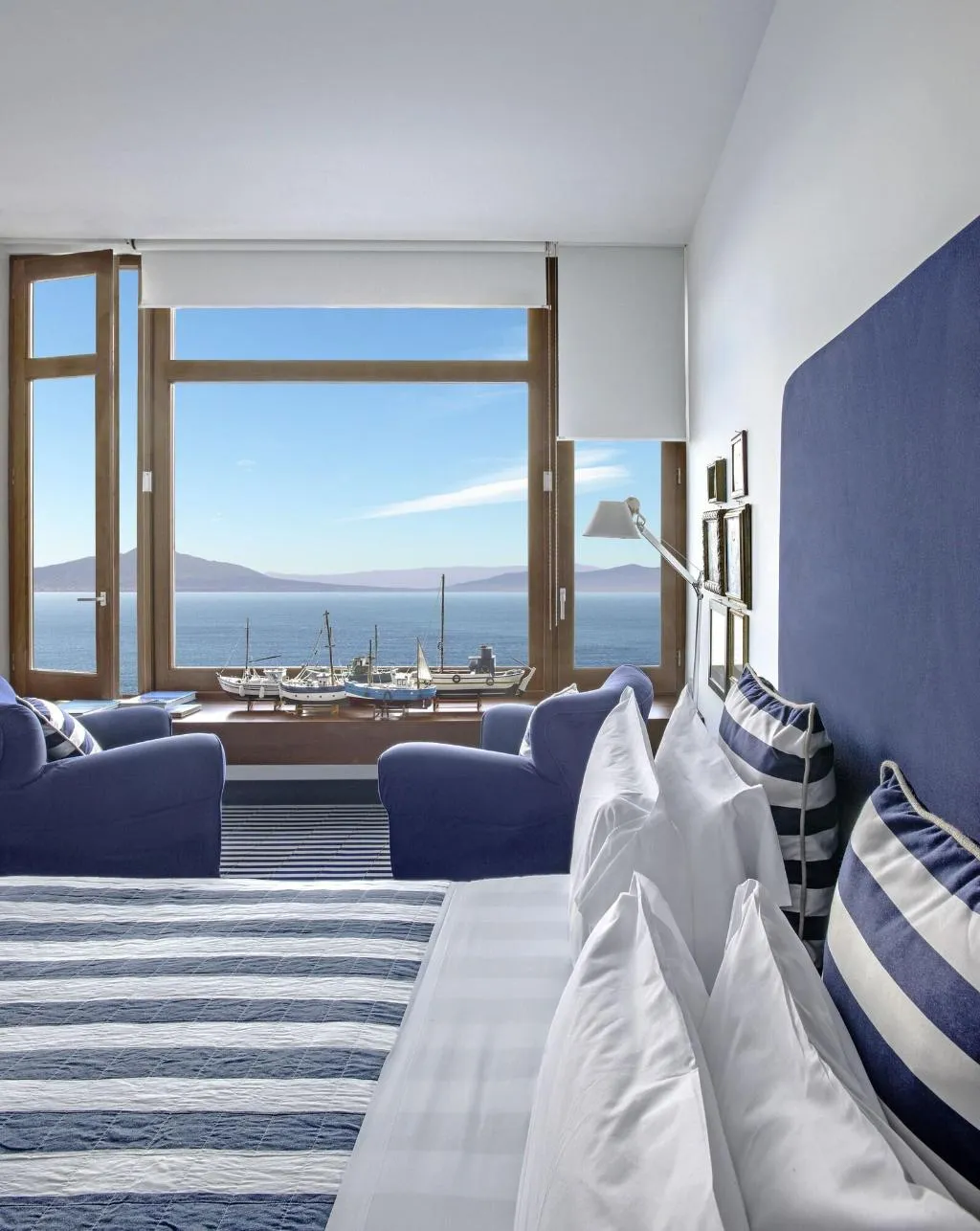 DOUBLE DELUXE SEA VIEW Room, Maison La Minervetta, Naples