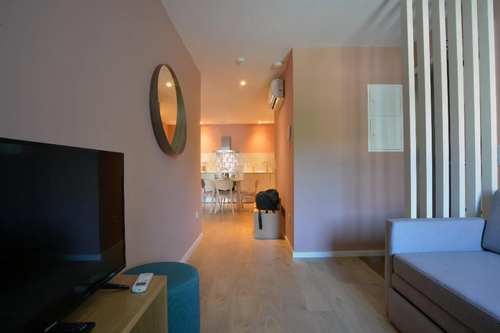 APARTMENT CLASSIC ONE BEDROOM Room, Spot Family Apartments, Porto