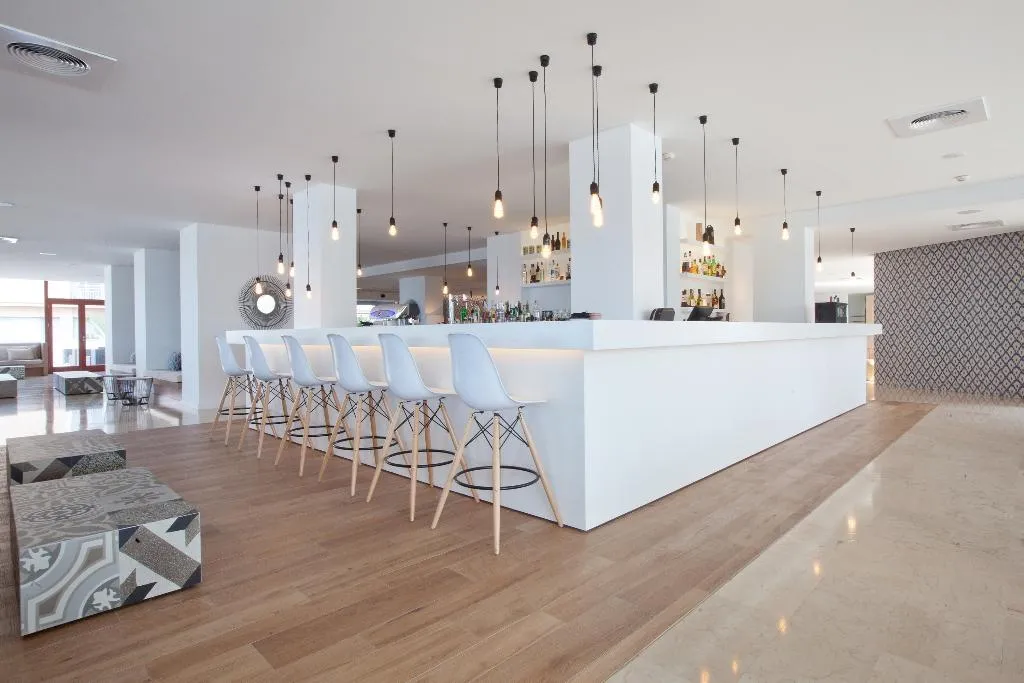 Bar, HM Gran Fiesta, Majorca