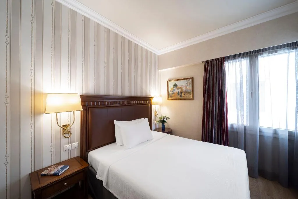 DOUBLE ECONOMY Room, Electra Rhythm Athens, Athens