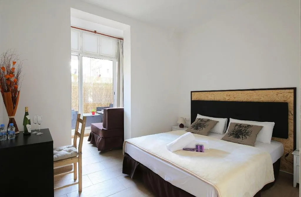 General view, Hostal Balkonia, Barcelona