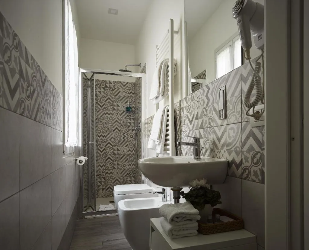 Room, B&B My Way, Florence