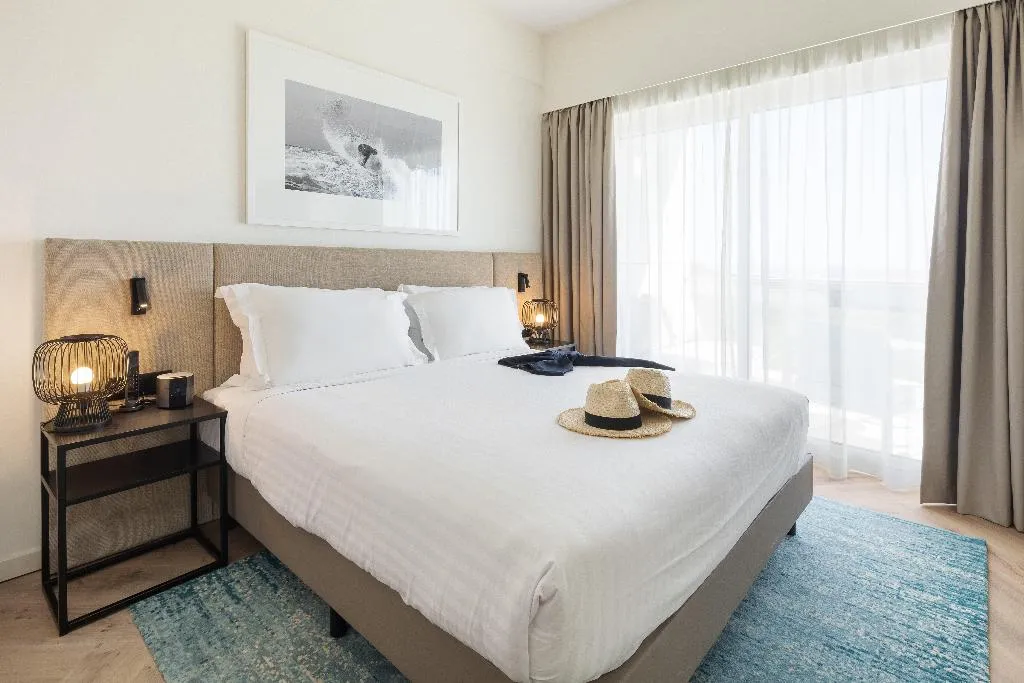 SUITE SEA VIEW TWO BEDROOMS Room, Crowne Plaza Caparica Lisbon, Lisbon