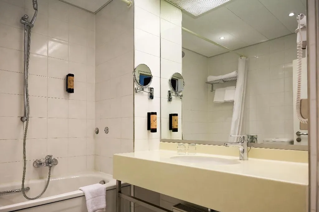DOUBLE STANDARD Room, Sylter Hof Berlin, Berlin