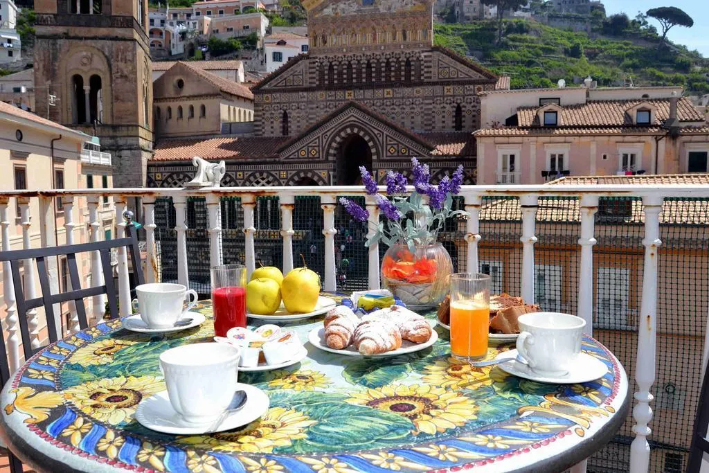 General view, Hotel Centrale, Naples