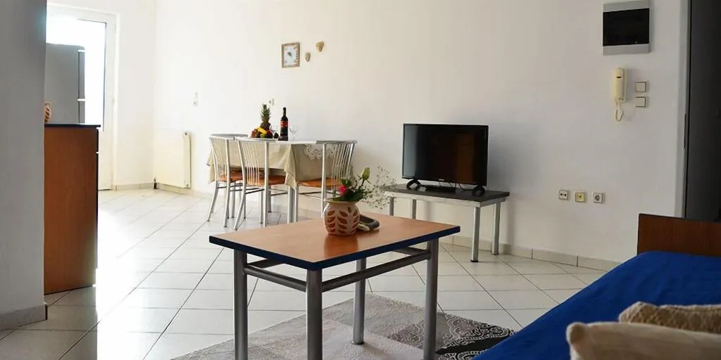 Room, Pantheon Deluxe Apartments, Rhodes