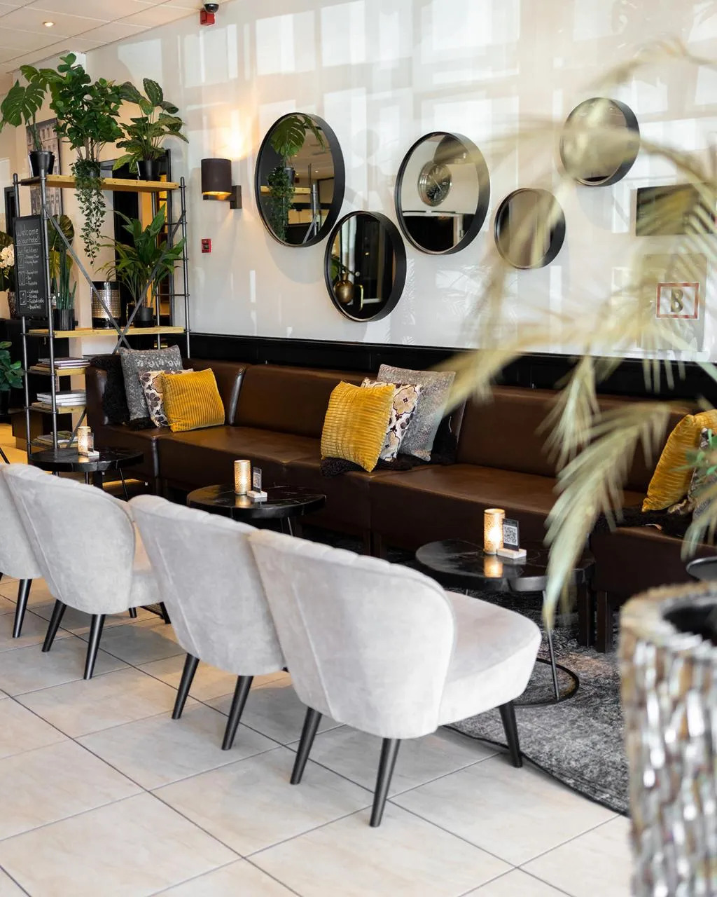 Lobby, HOTEL ALKMAAR Bar & Restaurant Meeting & Events, Amsterdam