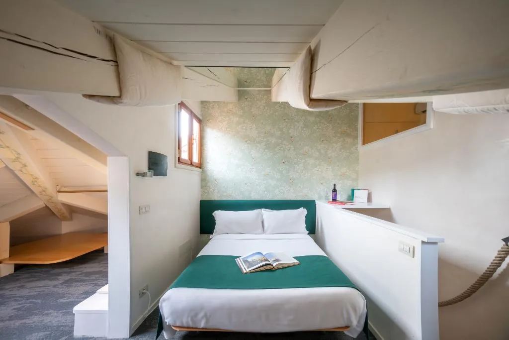 DOUBLE DELUXE CITY VIEW Room, Palazzo Sanluca, Venice