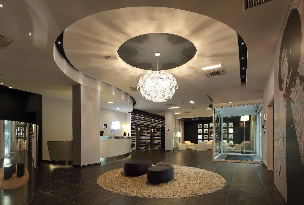 Lobby, Holiday Inn Milan Nord Zara, Milan
