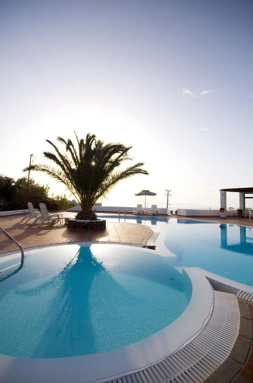 Pool, Anemomilos, Santorini