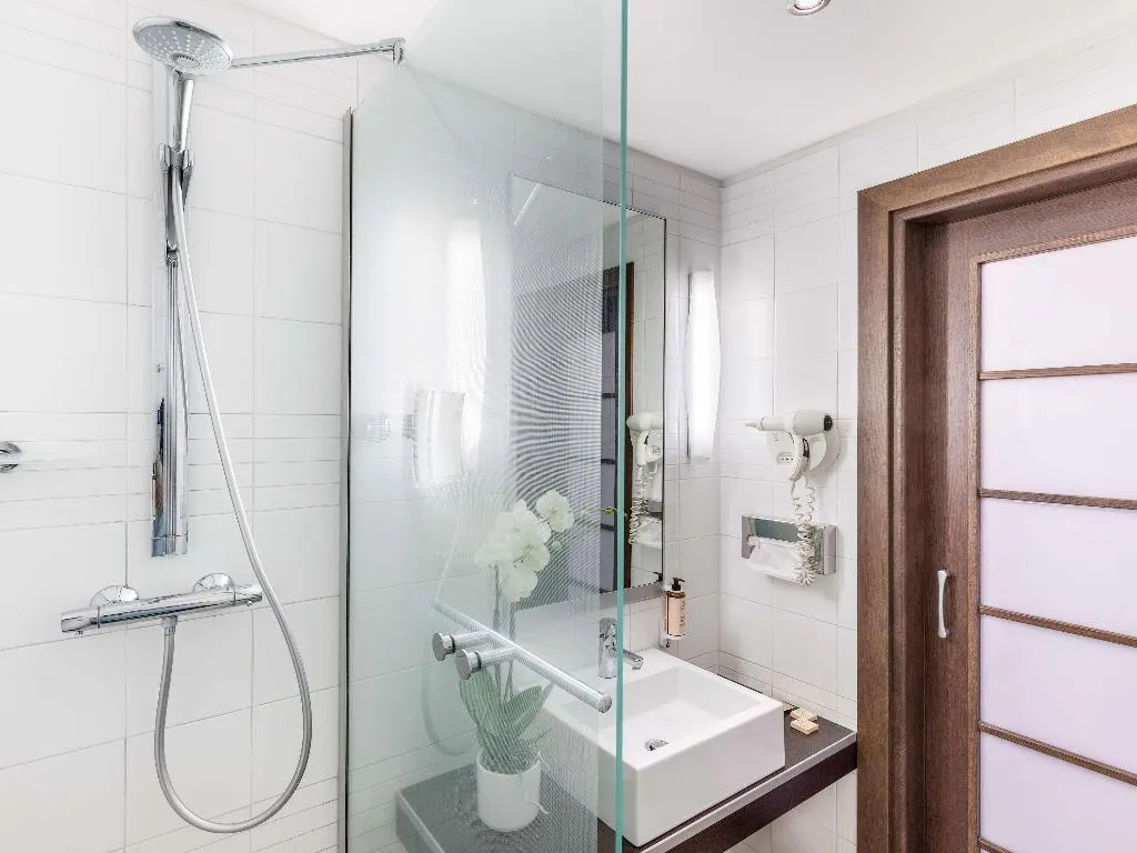 TWIN CLASSIC Room, Mercure Napoli Centro Angioino, Naples